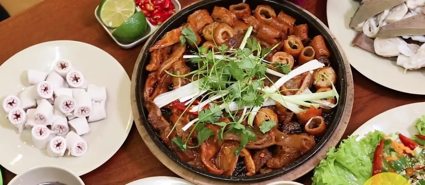 Top 15 Địa Điểm Quán Ăn Tối Hà Nội Không Thể Bỏ Lỡ