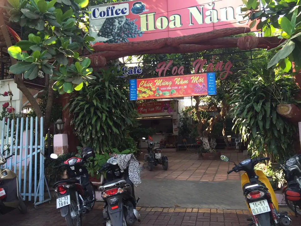 Bánh tráng trộn