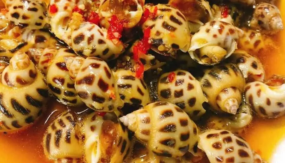 quán ăn nem nướng ở hà nội