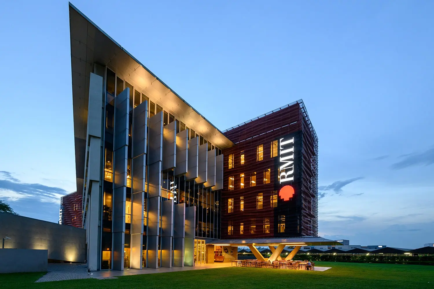 Các Trường Đại Học Dân Lập Ở Hà Nội RMIT University