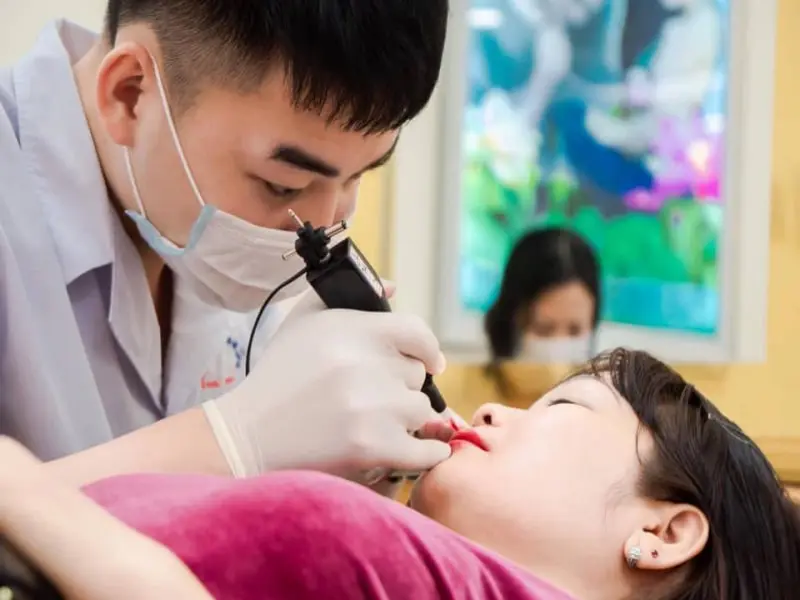 Địa chỉ làm đẹp Hoài Ánh