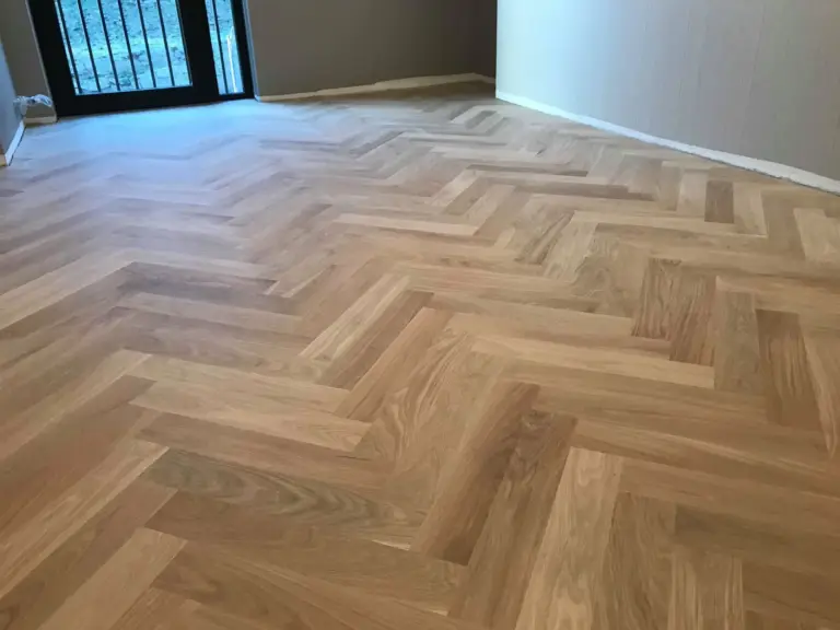 Lưu Ngay Top 3 Địa Chỉ Thi Công Lắp Đặt Sàn Gỗ Lai Châu Uy Tín