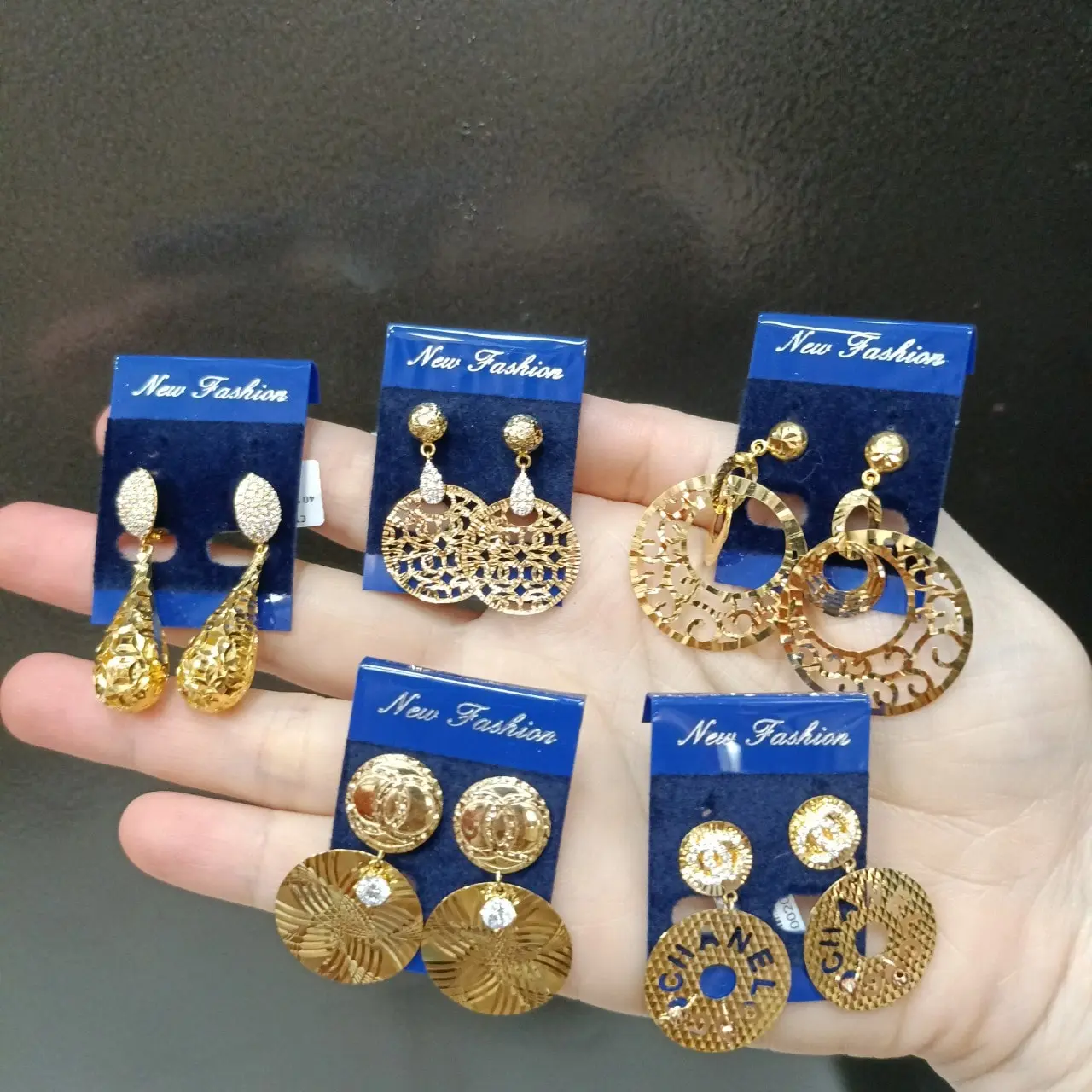 Cửa Hiệu Thế Hùng