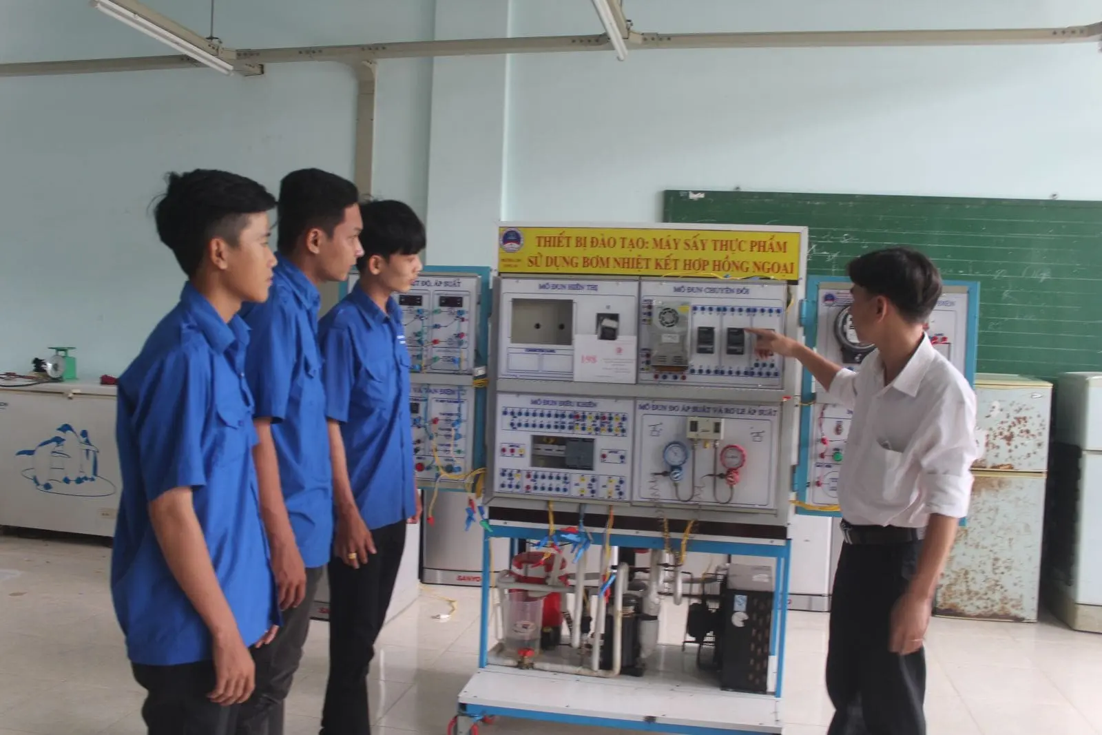 Trung Tâm Dạy Nghề Quảng Ninh Trung Tâm Hướng Nghiệp Và GDTX Tỉnh Quảng Ninh