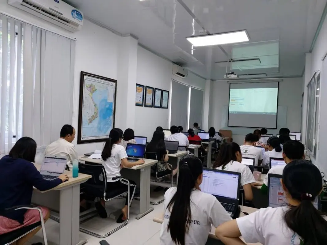 trung tâm dạy tin học văn phòng ở Nha Trang