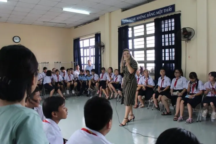Trung tâm ngoại ngữ TPHCM Trung Tâm Language Link