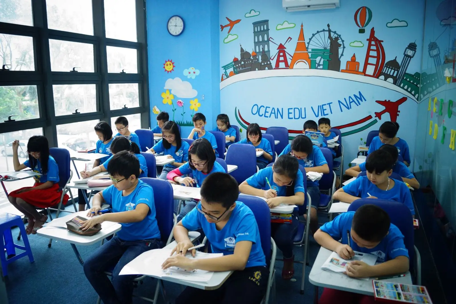trung tâm tiếng Anh ở Vinh Ocean Edu