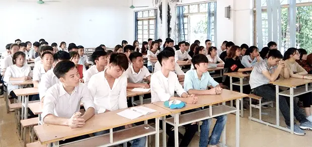 trường cao đẳng Quảng Ngãi