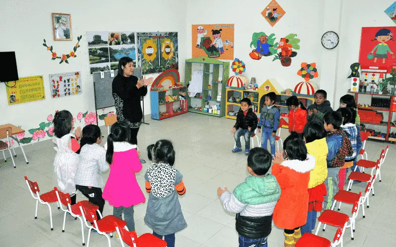 trường mầm non thái nguyên Trường Mầm Non Iris School
