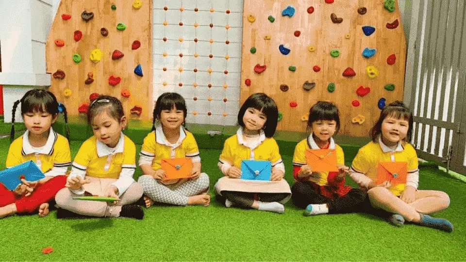 trường mầm non thái nguyên Bon Bee School