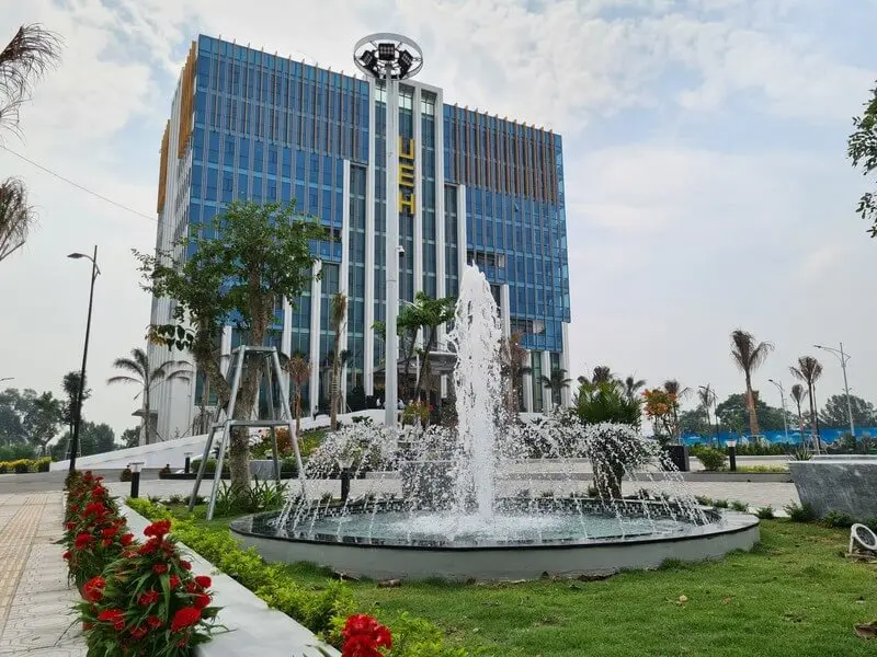 quản trị nhân lực học trường nào ở tphcm Trường Đại Học UEH