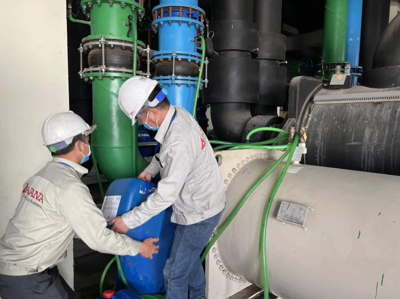vệ sinh công nghiệp bến tre Toàn Thịnh