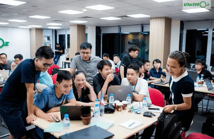 học quảng cáo Facebook ở TPHCM VietMoz