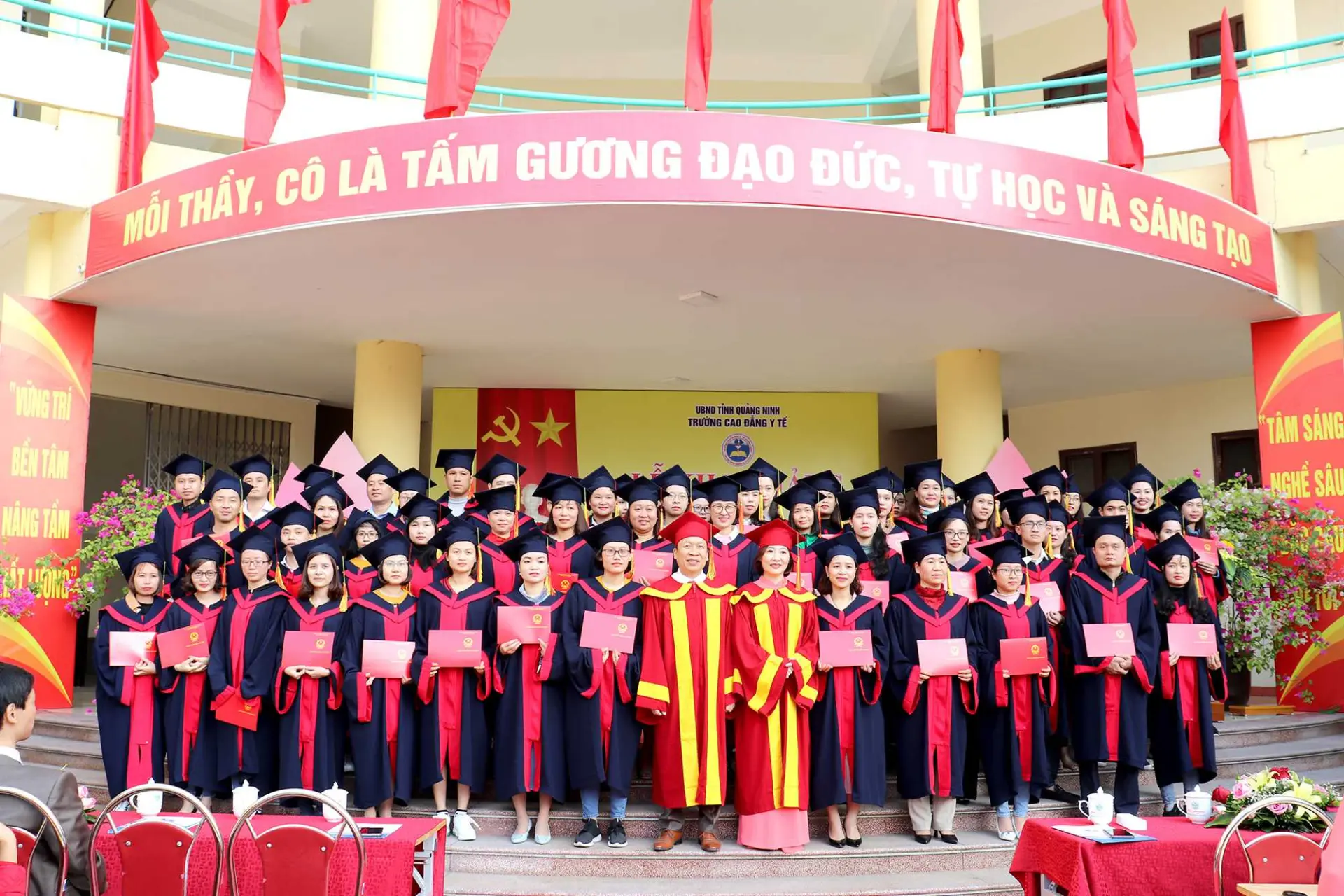 ngành dược học trường nào ở TpHCM