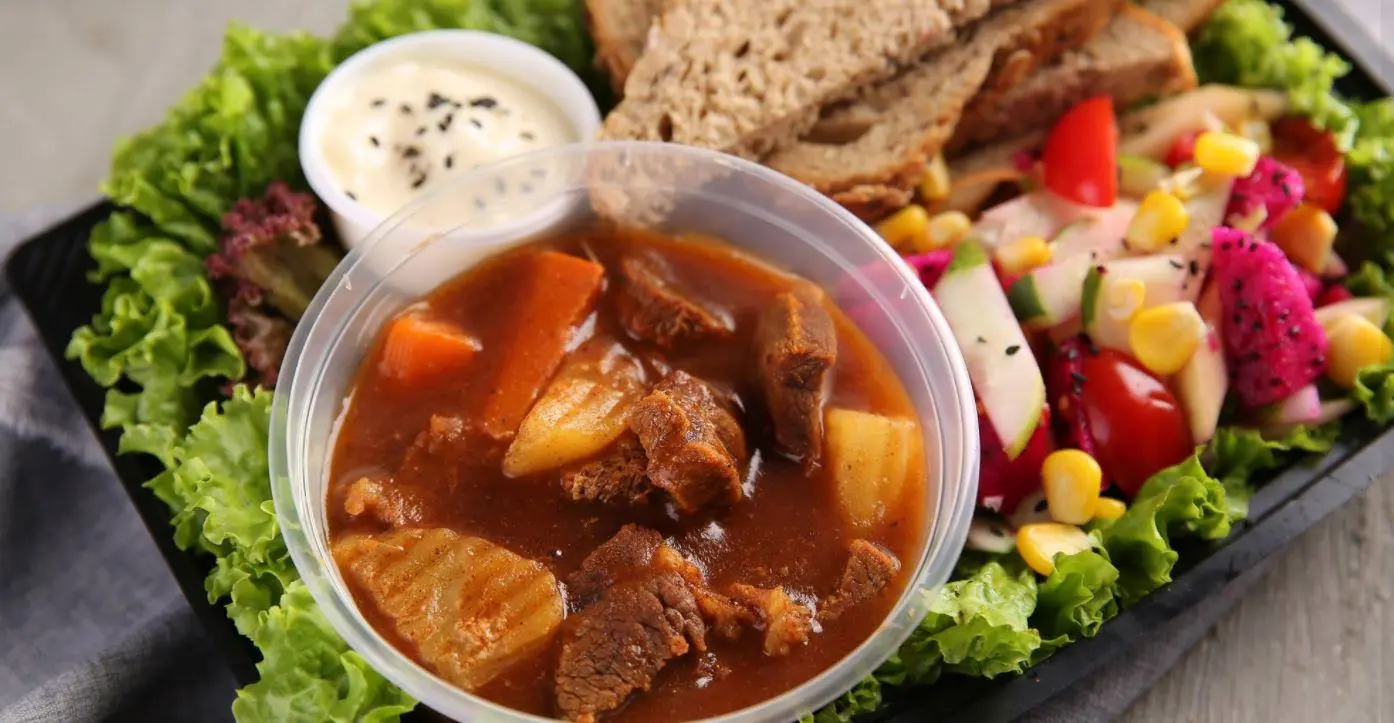 bánh mì sốt vang Hà Nội Bánh Mỳ Chảo Hiệu Lực