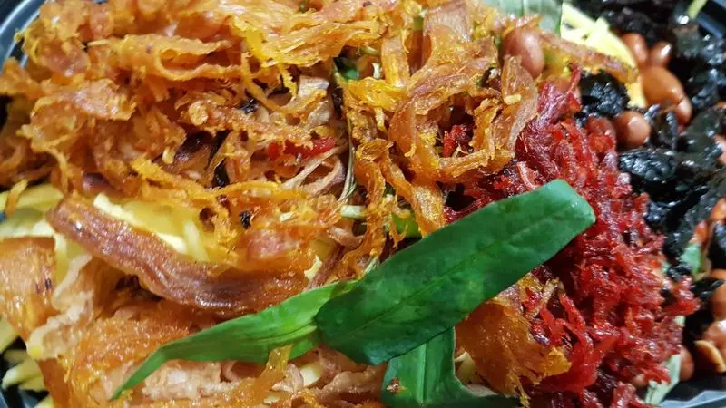 bánh tráng trộn ngon ở sài gòn