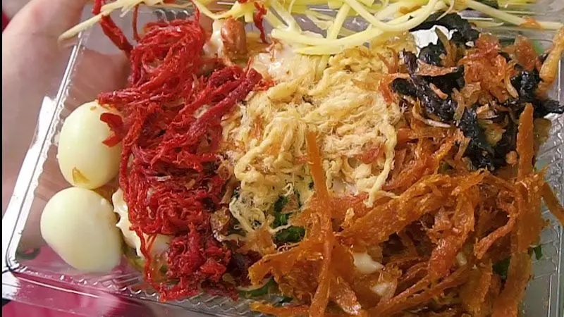 bánh tráng trộn ngon ở sài gòn