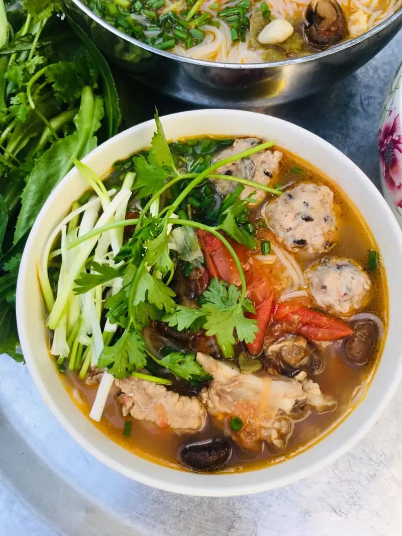 Bún mọc Hà Nội Quán Bà Nga