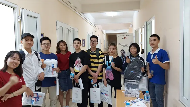 hoc-it-o-ha-noi-1-1 học IT ở Hà Nội