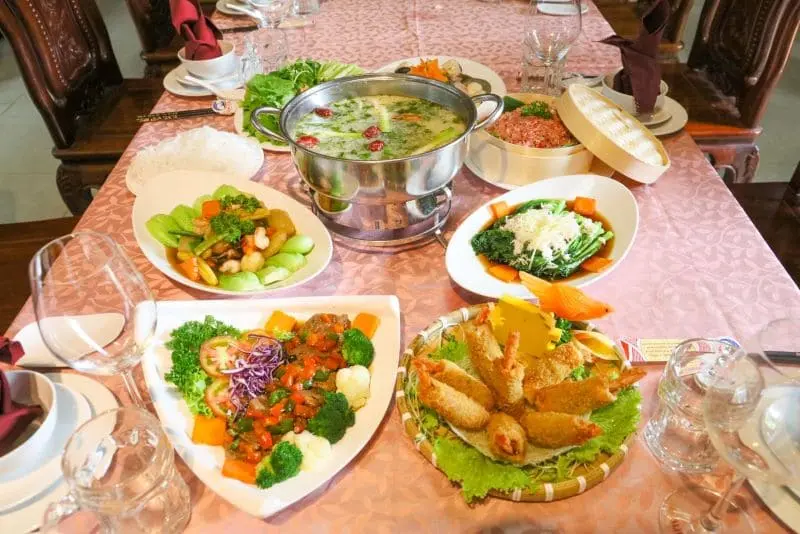 Món ốc ngon Sài Gòn