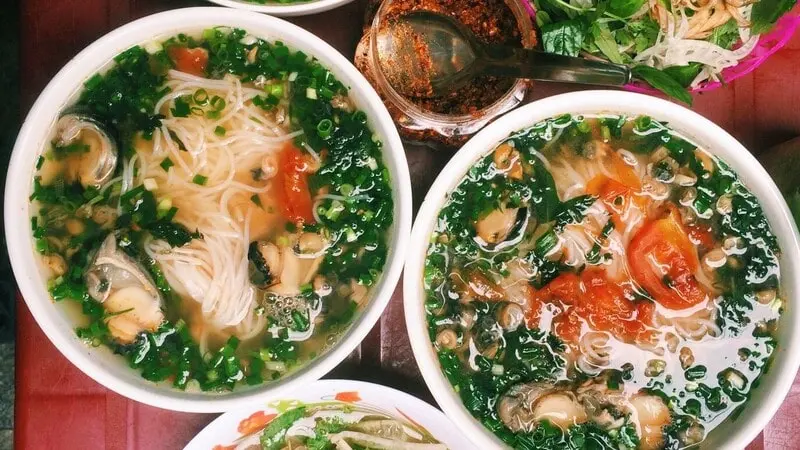 Quán ăn ngon ở Hà Nội Bún Ốc Cô Huệ
