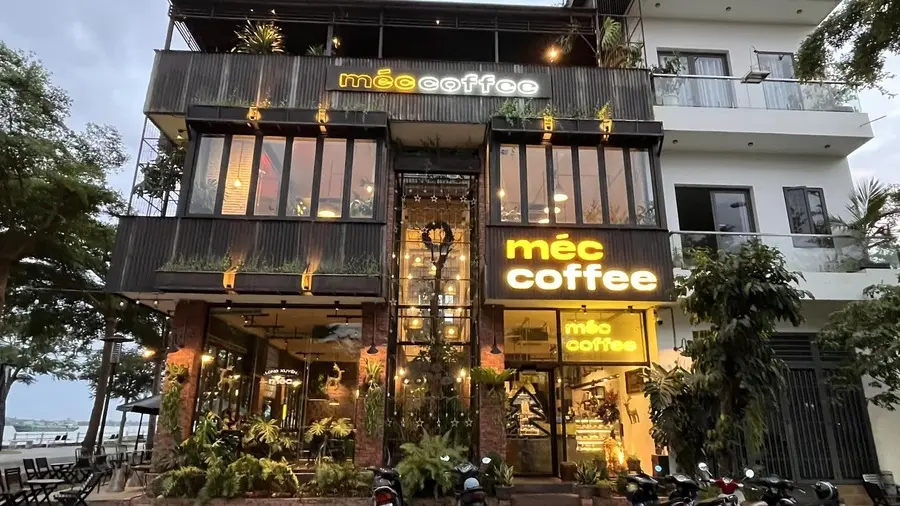 quan-cafe-long-xuyen-3 Méc Coffee