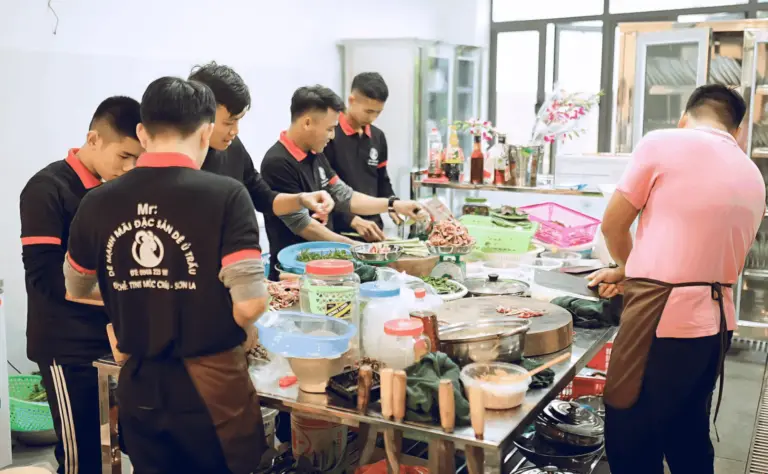 Lưu Ngay Top 5 Quán Dê Ngon Mộc Châu Không Nên Bỏ Lỡ