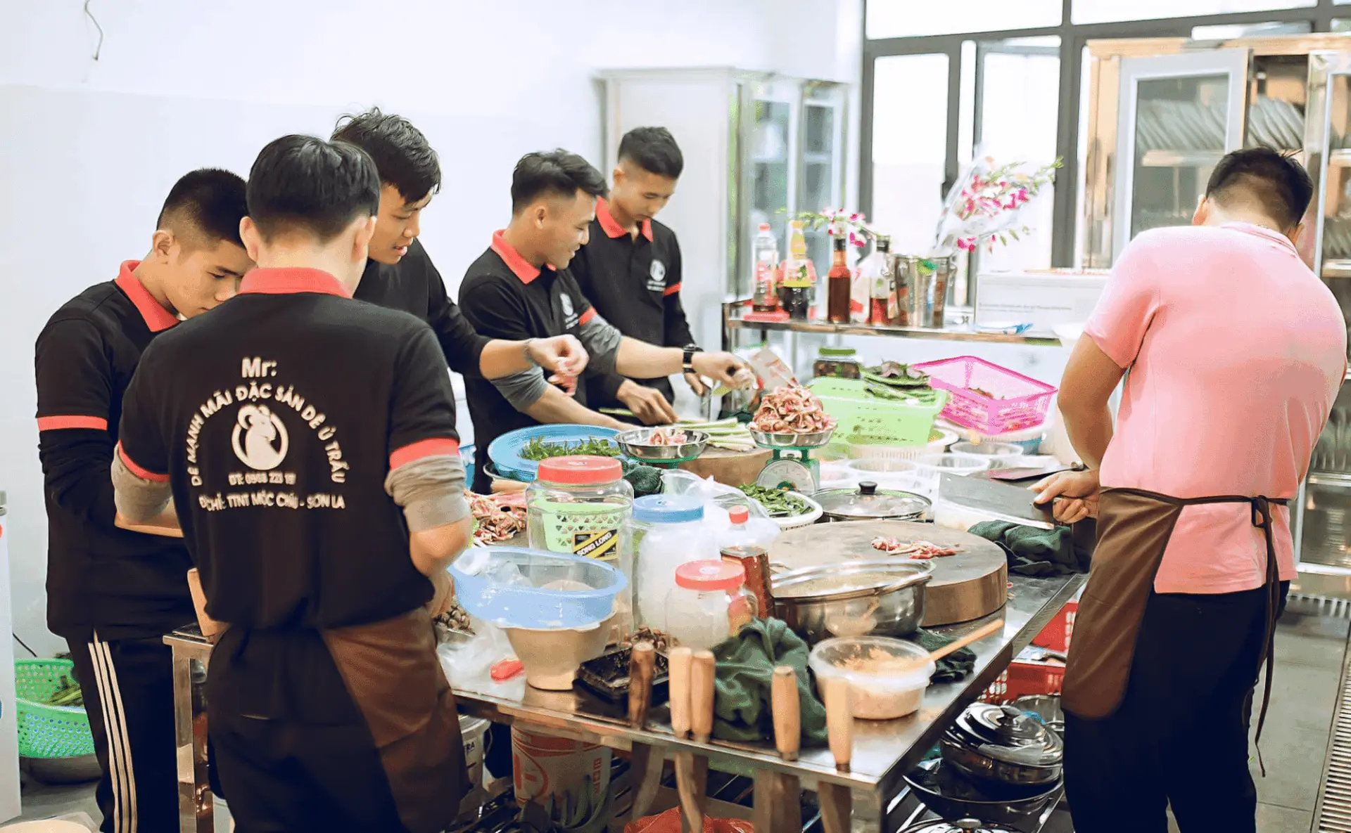 Lưu Ngay Top 5 Quán Dê Ngon Mộc Châu Không Nên Bỏ Lỡ