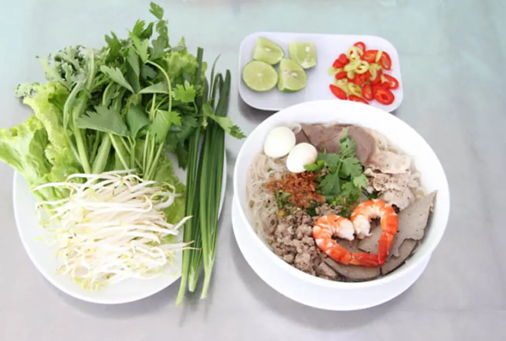quan-hu-tieu-ngon-o-vung-tau-6 Quán hũ tiếu ngon ở Vũng Tàu