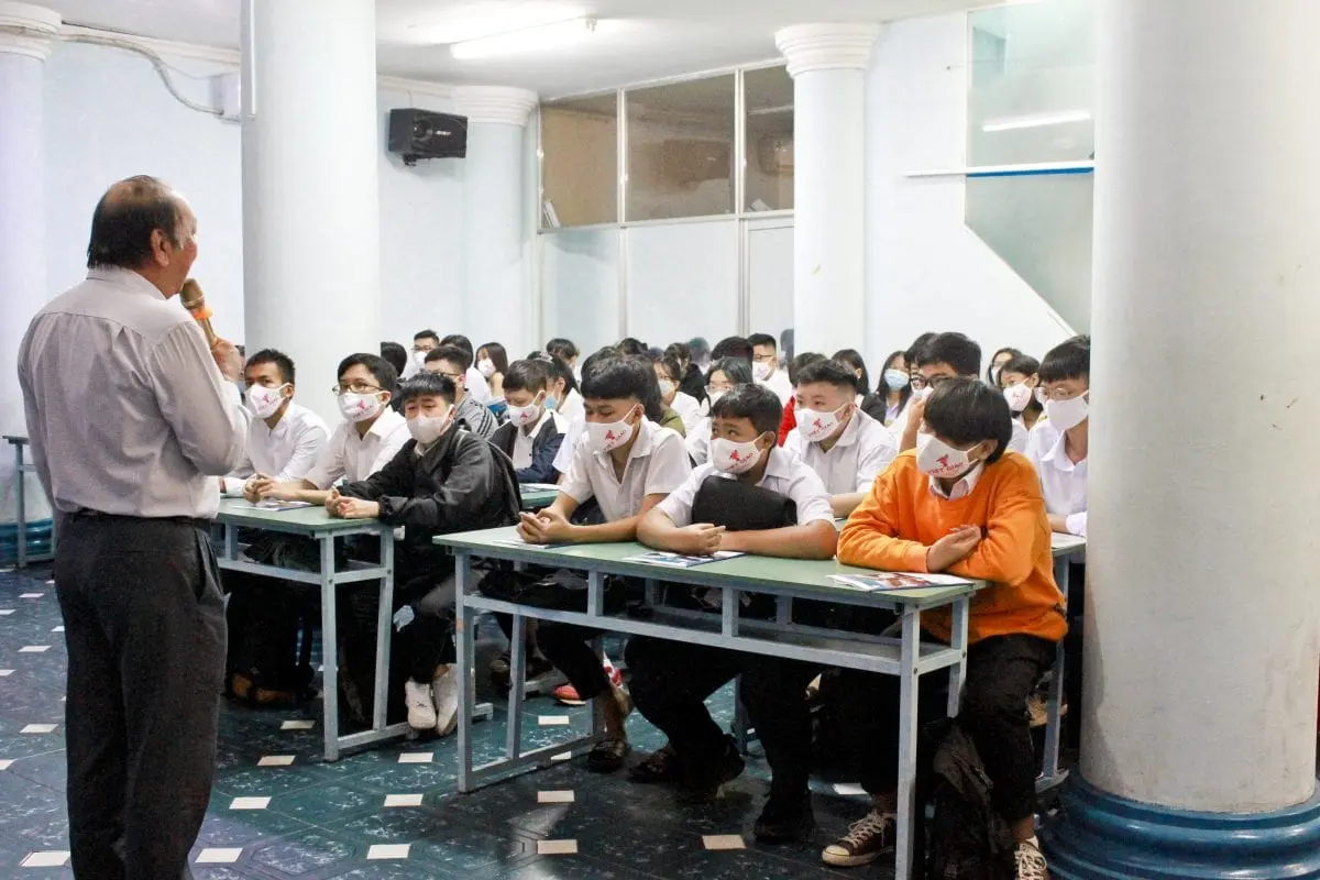 trường trung cấp Sài Gòn