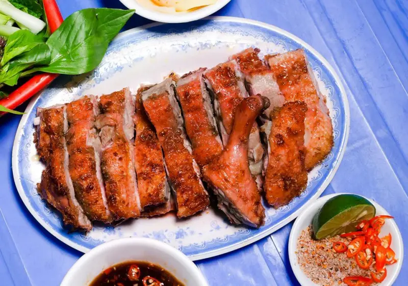 vịt cỏ vân đình hà nội quán Anh Vịt