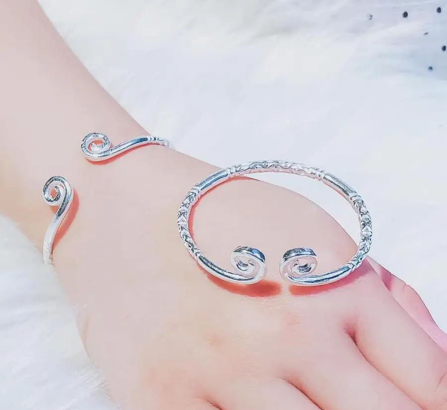 vòng phong thủy mệnh kim Vòng Tay Bằng Bạc
