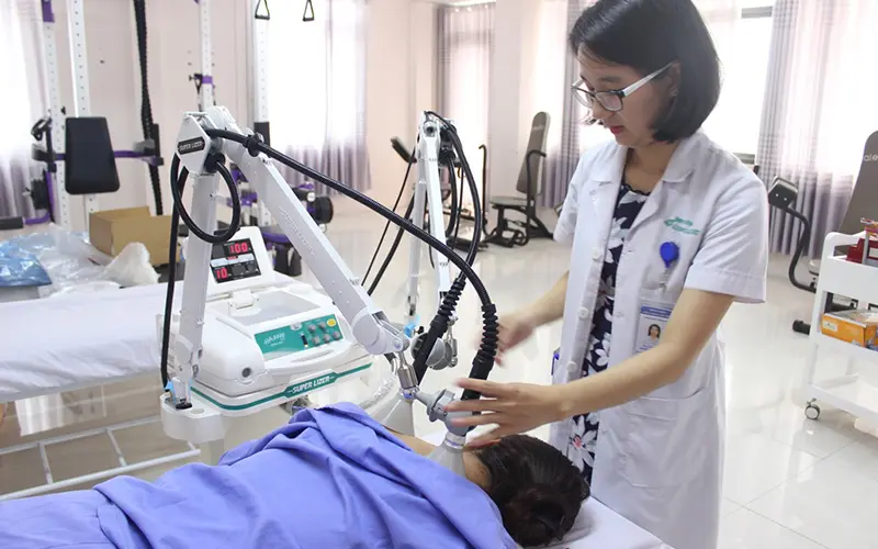 nan-xuong-khop-vinh-phuc-1-1-1 nắn xương khớp Vĩnh Phúc