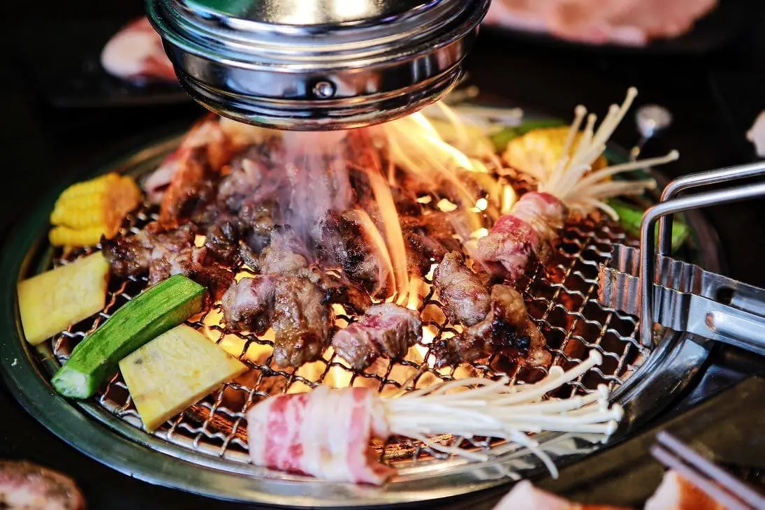 nha-hang-thai-binh-10-min Nabe Ya - Lẩu nướng Nhật Bản
