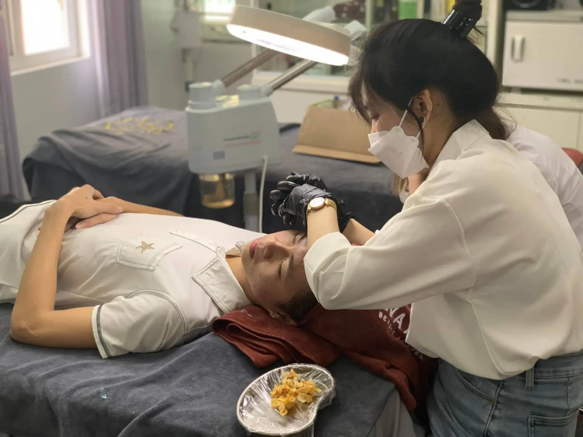 spa trị mụn Hải Phòng spa trị mụn eva xinh