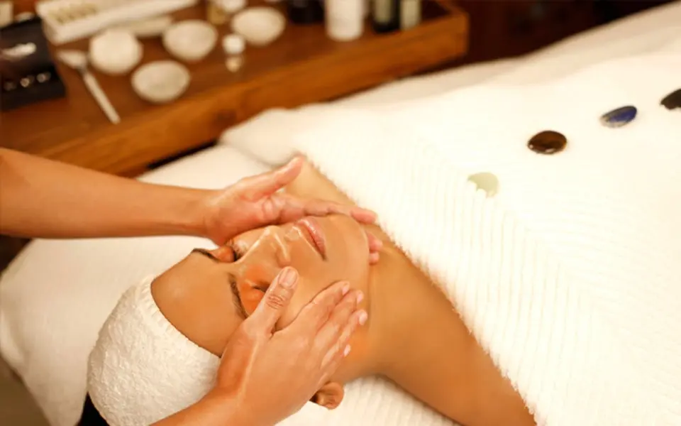 thay da sinh học body đà nẵng Thẩm Mỹ Liên Anh