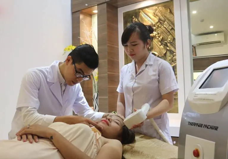 Viện thẩm mỹ Voza