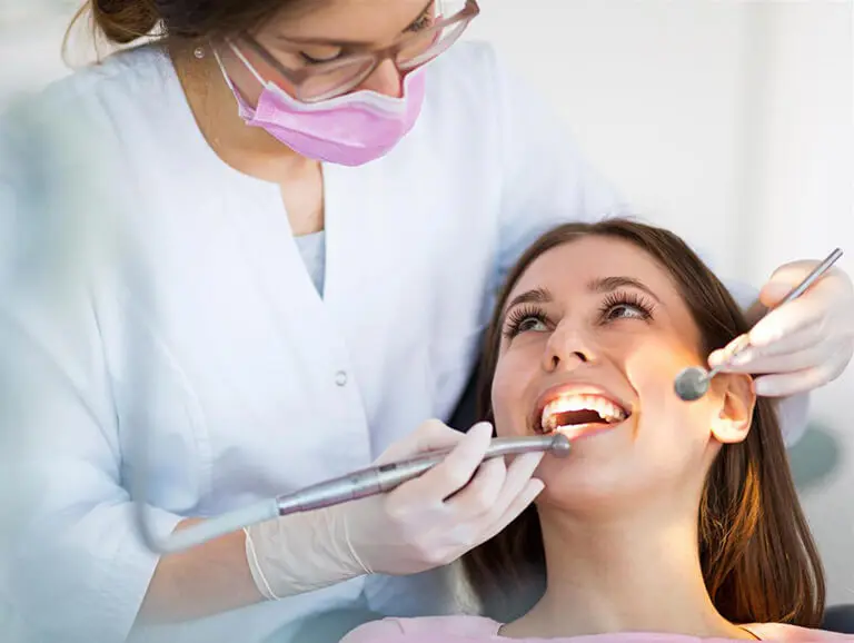 bọc răng sứ Đà Nẵng thay răng sứ chất lượng