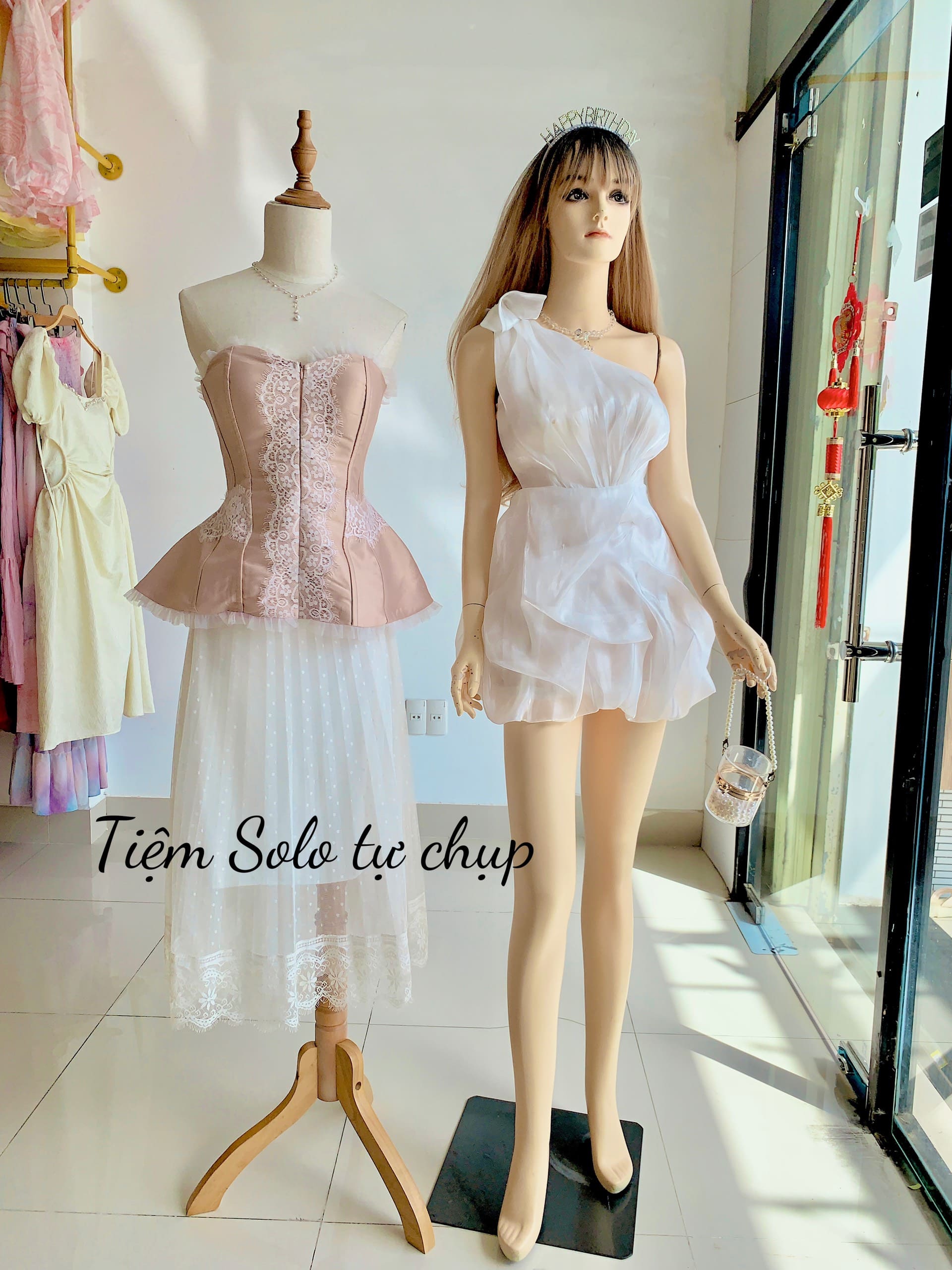 thuê váy dự tiệc Đà Nẵng