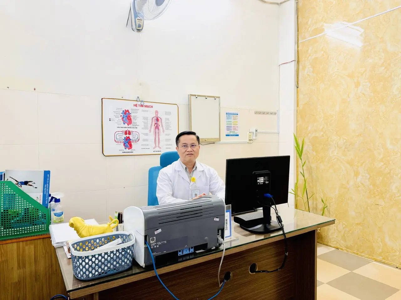 Đội Ngũ Chuyên Gia Y Bác Sĩ Dày Dạn Kinh Nghiệm
