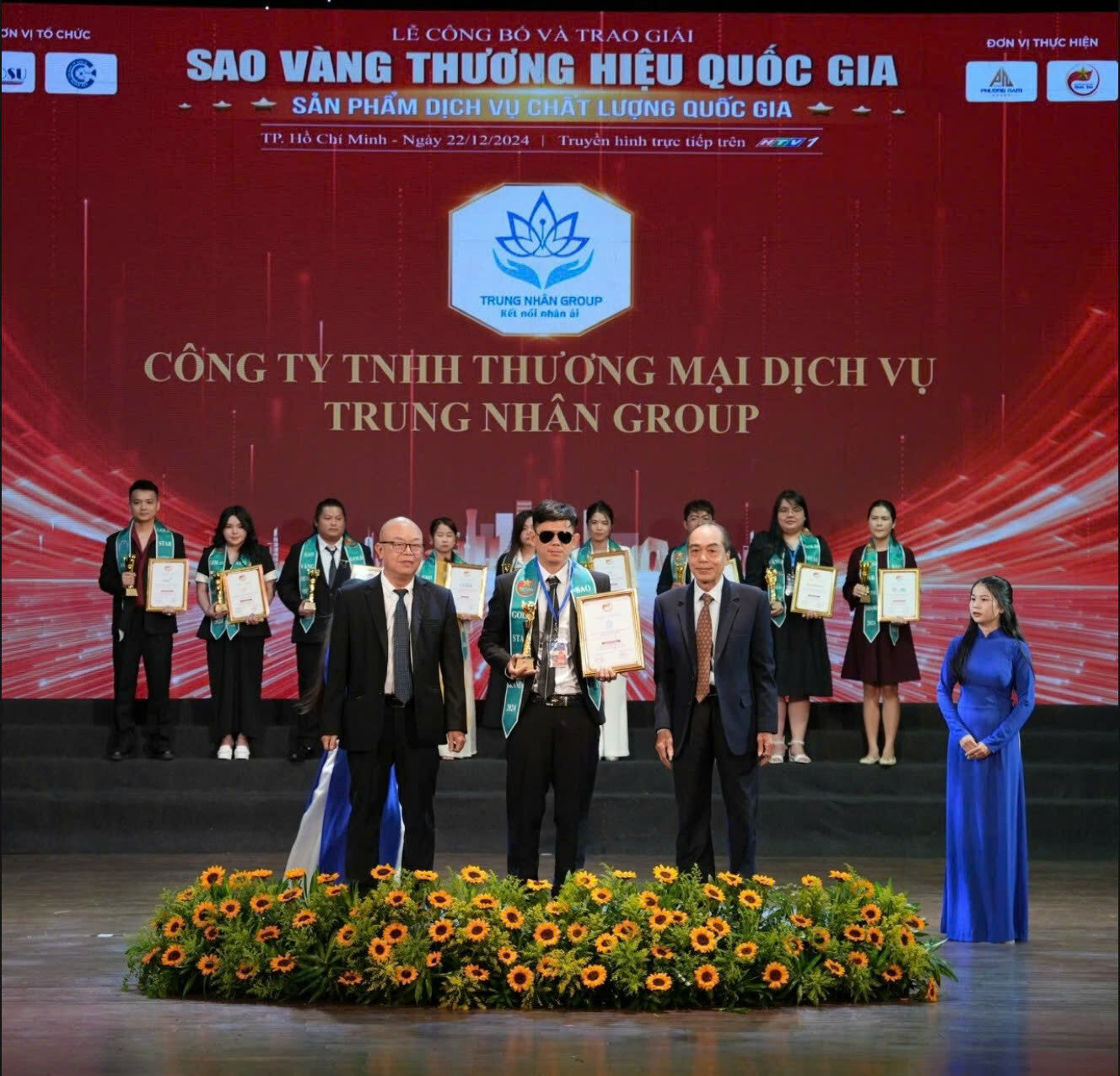 Công Ty TNHH Thương Mại Dịch Vụ Trung Nhân Group Đạt Giải Thưởng Sản Phẩm Dịch Vụ Chất Lượng Quốc Gia 2024.