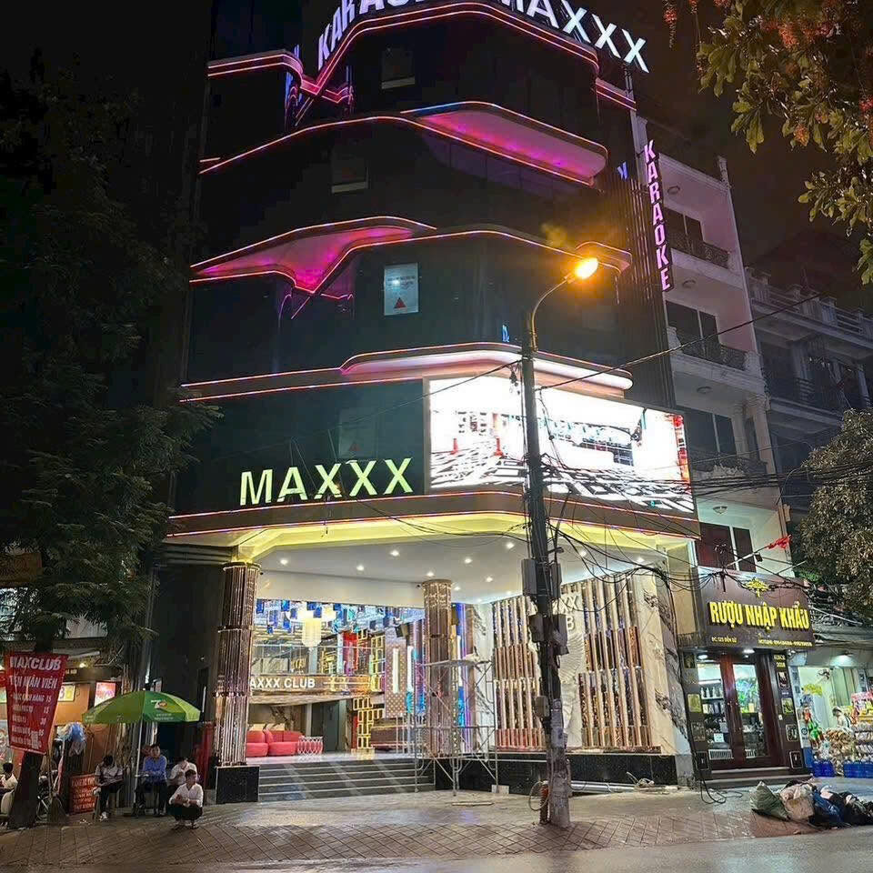 Karaoke MAXXX CLUB Hồ Đền Lừ – Không Gian Giải Trí Đẳng Cấp, Bùng Nổ Mọi Cuộc Vui Tại Hà Nội.